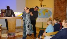 spotkanie-misyjne-w-Katolickiej-Szk.Podst-w-Olsztynie-19.10.15-r-13