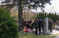 b6ef09c3-70f8-467e-a62f-823d39d4a580